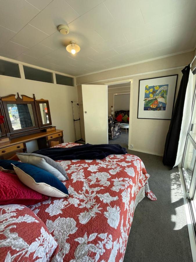 Swanson-Waitakere Stay In Scenic Sunrise Auckland Exterior photo